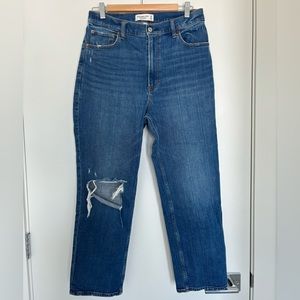 Abercrombie Curve Love Ultra High Rise Ankle Straight